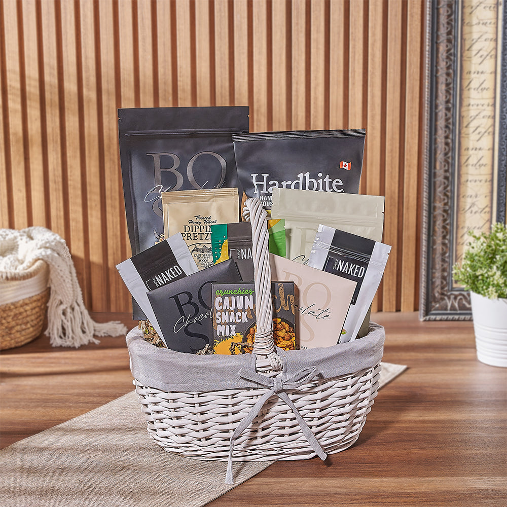 White Wicker Basket with Butterscotch Cookies – how the gift is presented