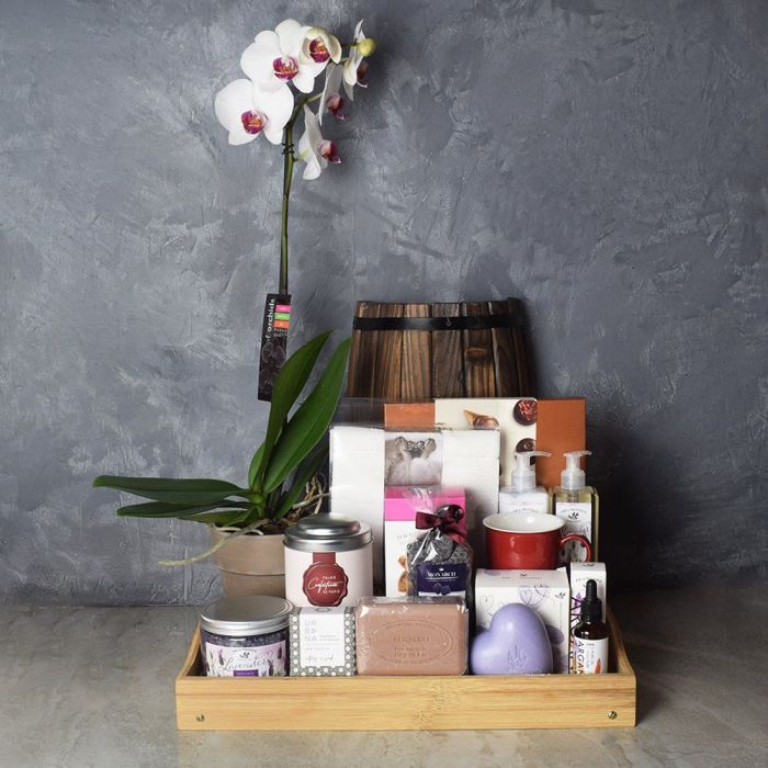 Orchid and Spa Treats Basket – how the gift is presented