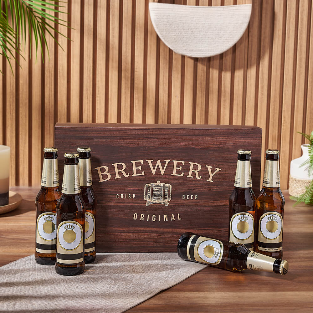 St Patricks Beer Bottle Gift Box – how the gift is presented