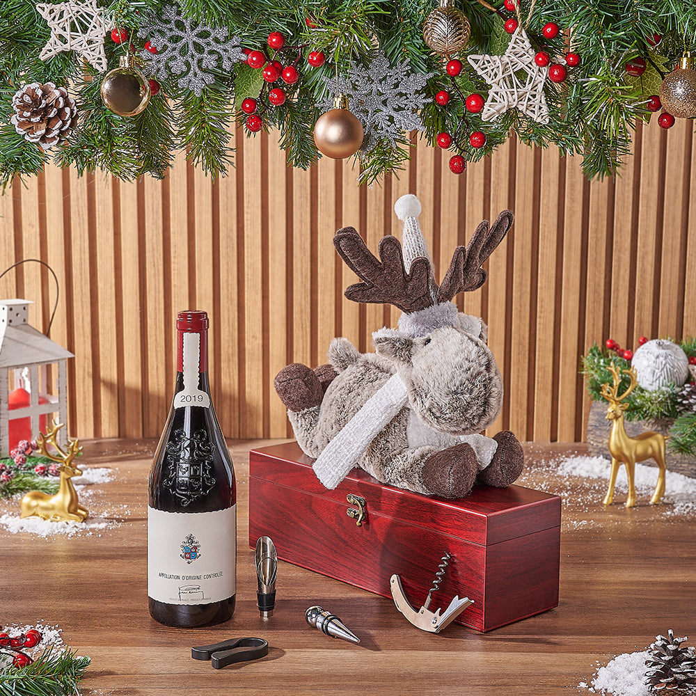 Wine Gift Box with Holiday Reindeer – how the gift is presented