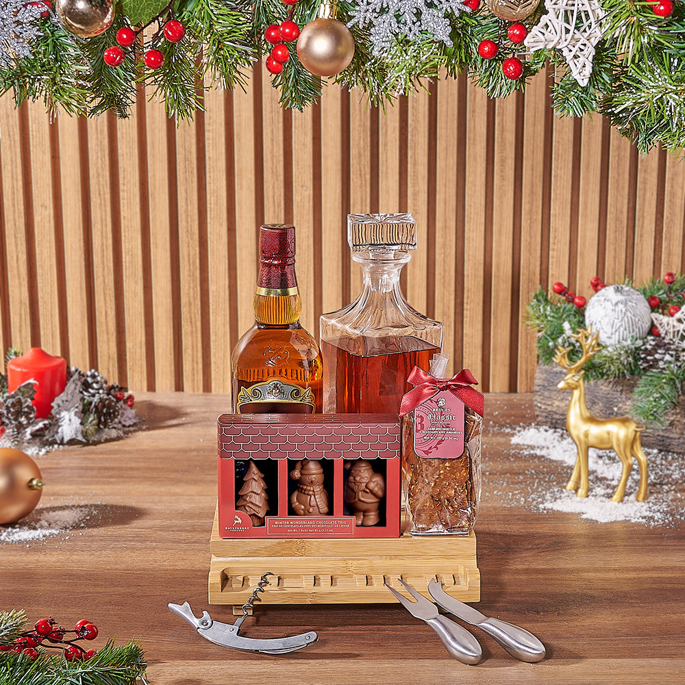 Christmas Whiskey Gift Basket with Decanter – how the gift is presented