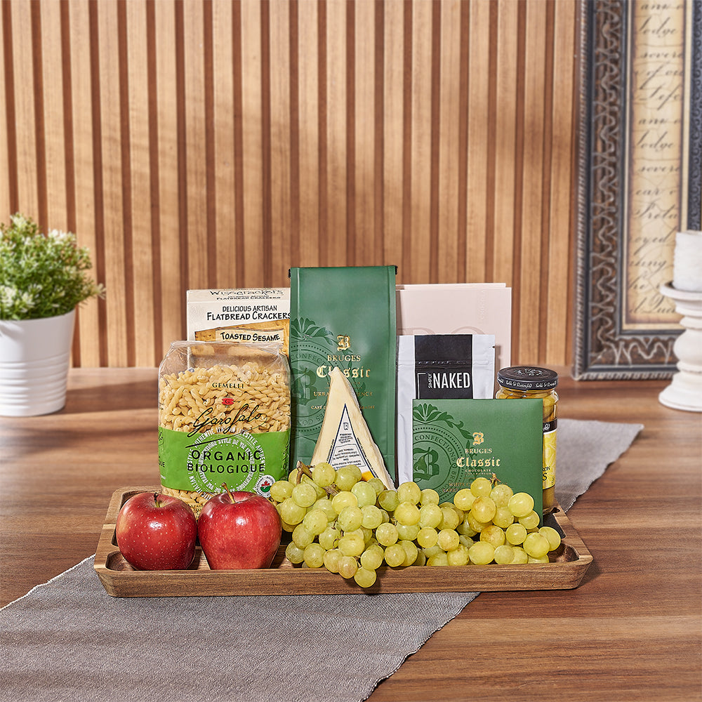 Kosher Fruit and Snack Gift Basket – how the gift is presented
