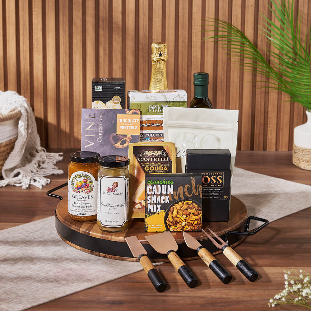 Holiday gift basket delivered across Connecticut by Connecticut Baskets