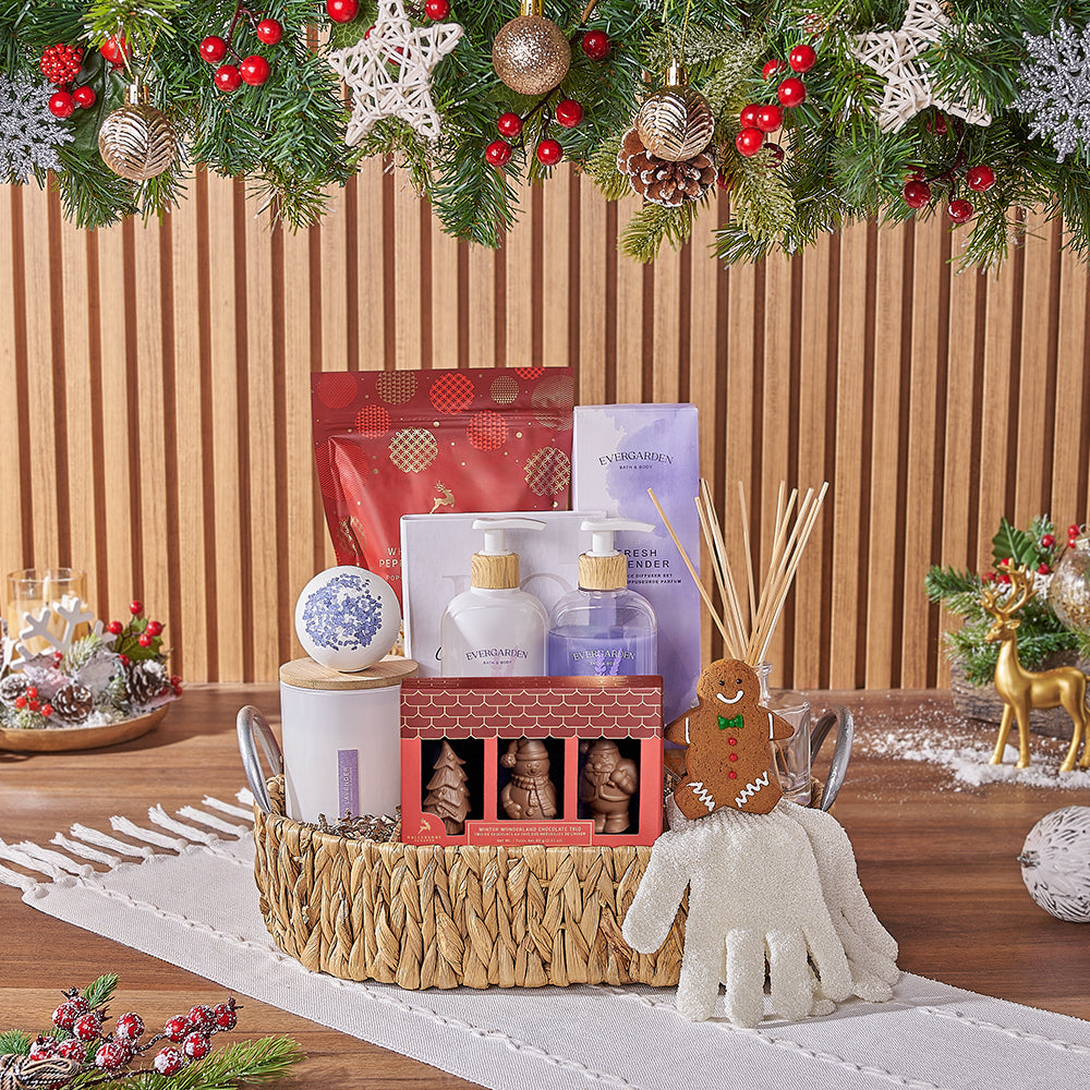 Festive Lavender Spa Gift Basket – how the gift is presented
