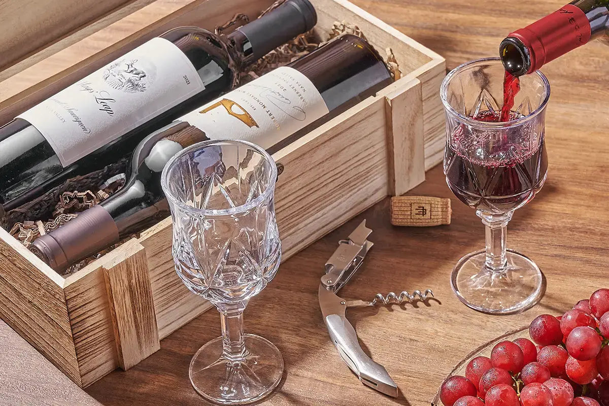 Corporate and wine gift baskets from Connecticut Baskets