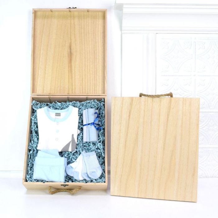 Newborn Baby Boy Gift Crate – how the gift is presented