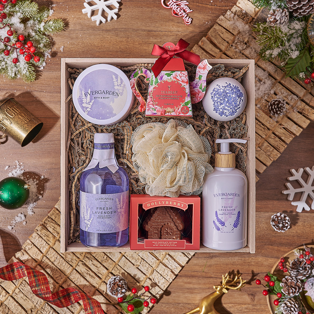 Holiday Spa Gift Box with Tea – how the gift is presented