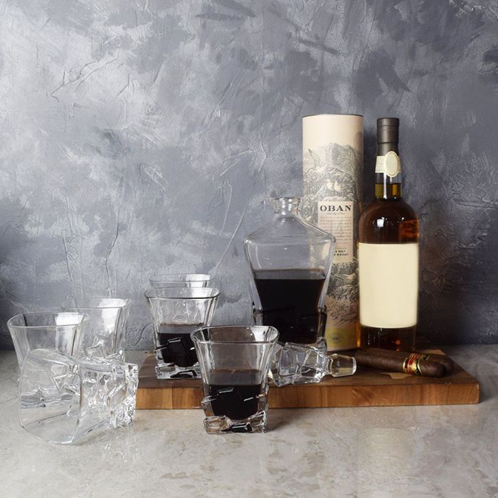Whiskey Basket with Decanter and Cigars – how the gift is presented