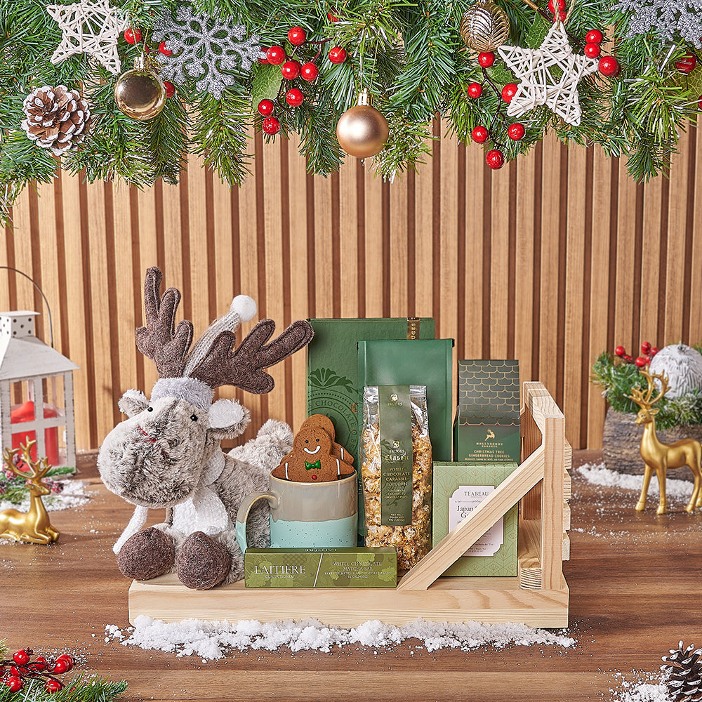 Festive Pine Sleigh Gourmet Treats – how the gift is presented