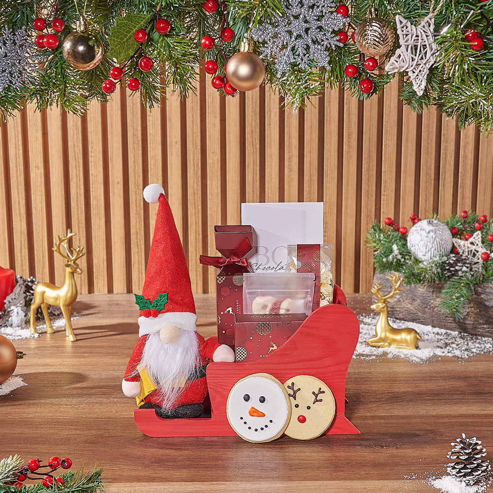 Christmas Wooden Sleigh with Chocolates – how the gift is presented